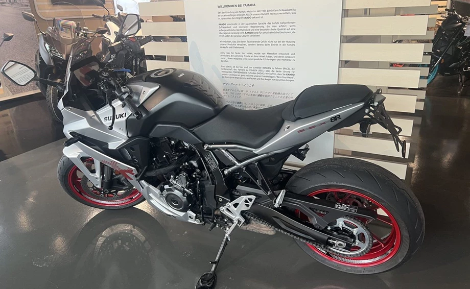 Angebot Suzuki GSX-8R Bild 11: Angebot Suzuki GSX-8R