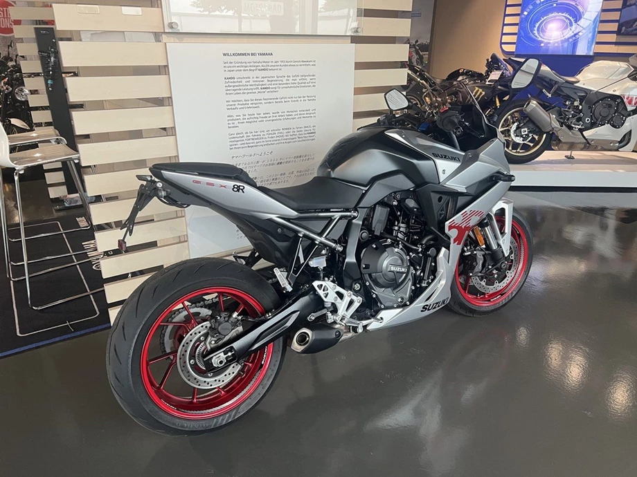 Angebot Suzuki GSX-8R Bild 3: Angebot Suzuki GSX-8R