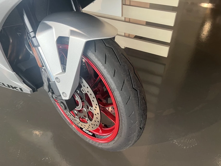 Angebot Suzuki GSX-8R Bild 5: Angebot Suzuki GSX-8R