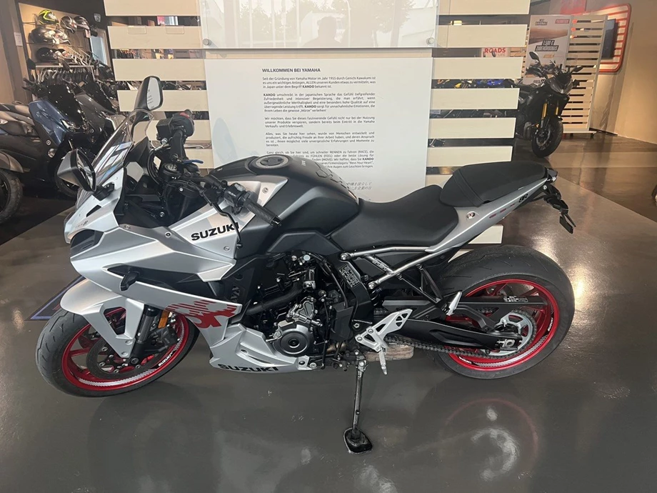 Angebot Suzuki GSX-8R Bild 9: Angebot Suzuki GSX-8R