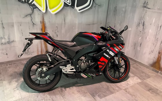 Gebrauchtmotorrad Aprilia RS 125 Replica - Bild 1