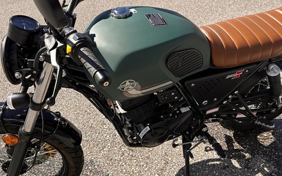 Neufahrzeug United Motors UM Scrambler X Naked 125 - Bild 7