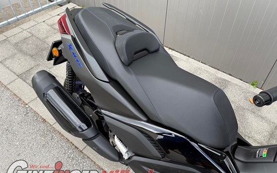 Gebrauchtmotorrad Yamaha XMAX 300 - Bild 8 Gebrauchtmotorrad Yamaha XMAX 300 - Bild 8