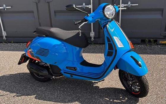 Neufahrzeug Vespa GTS 125 Super Sport - Bild 9 Neufahrzeug Vespa GTS 125 Super Sport - Bild 9
