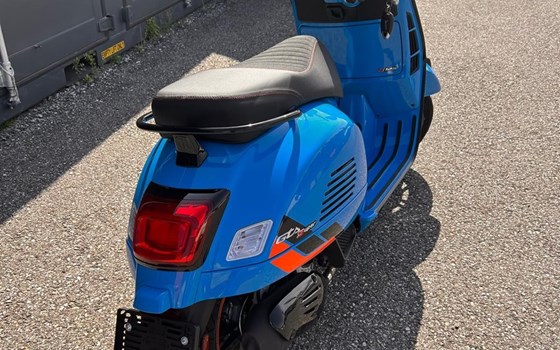 Neufahrzeug Vespa GTS 125 Super Sport - Bild 8 Neufahrzeug Vespa GTS 125 Super Sport - Bild 8