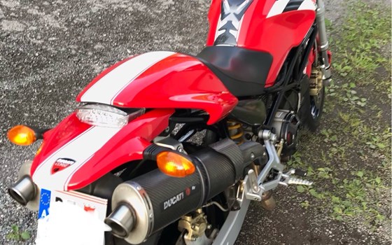 Gebrauchtmotorrad Ducati Monster 900 i.e. Dark - Bild 3 Gebrauchtmotorrad Ducati Monster 900 i.e. Dark - Bild 3