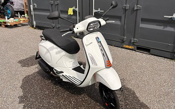 Neufahrzeug Vespa Sprint 125 S - Bild 8 Neufahrzeug Vespa Sprint 125 S - Bild 8