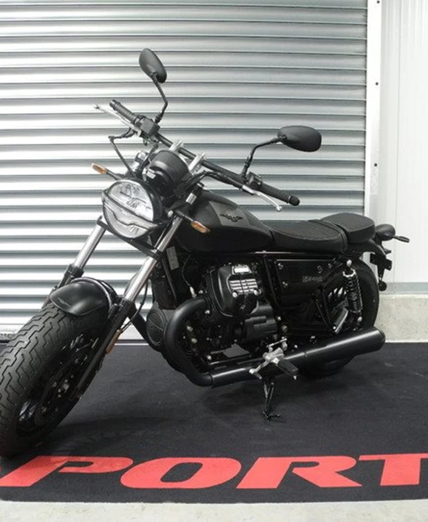 Moto Guzzi V9 Bobber