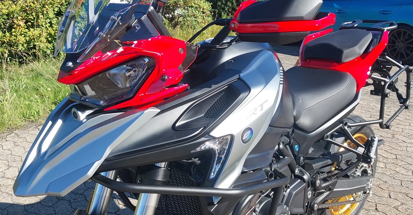 Zum Vergrößern bitte anklicken! Angebot QJ Motor SRT 900 SX