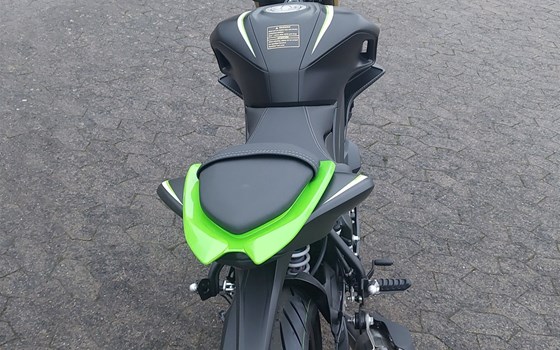 Neufahrzeug QJ Motor SRK 125 S - Bild 8