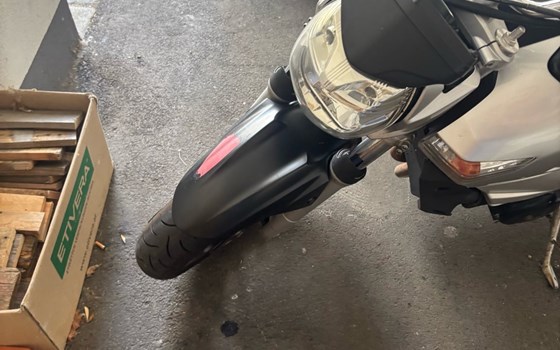 Gebrauchtmotorrad Suzuki GSR 600 - Bild 1 Gebrauchtmotorrad Suzuki GSR 600 - Bild 1