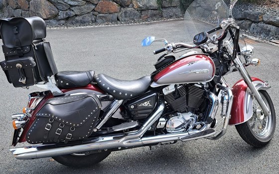 Gebrauchtmotorrad Honda VT1100ACE Shadow - Bild 4 Gebrauchtmotorrad Honda VT1100ACE Shadow - Bild 4