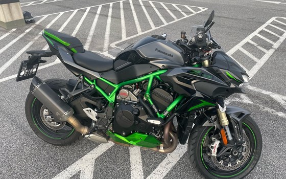 Gebrauchtmotorrad Kawasaki Z H2 SE - Bild 3 Gebrauchtmotorrad Kawasaki Z H2 SE - Bild 3