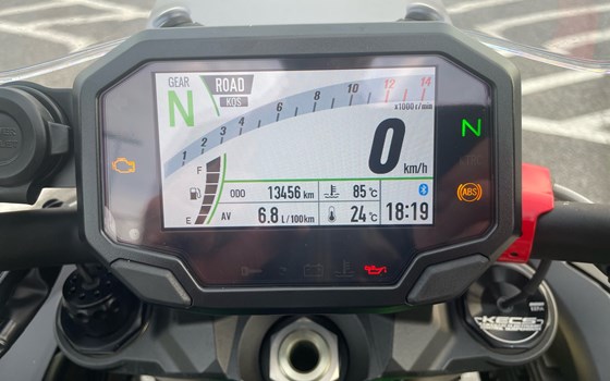 Gebrauchtmotorrad Kawasaki Z H2 SE - Bild 7 Gebrauchtmotorrad Kawasaki Z H2 SE - Bild 7