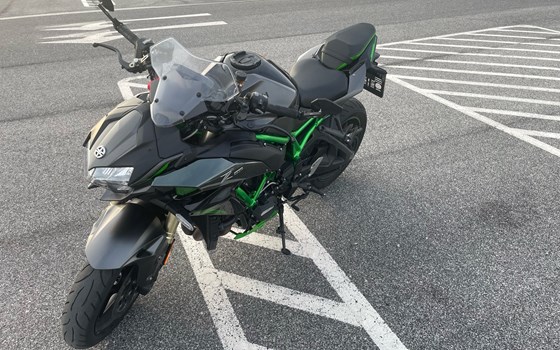 Gebrauchtmotorrad Kawasaki Z H2 SE - Bild 2 Gebrauchtmotorrad Kawasaki Z H2 SE - Bild 2