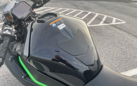 Gebrauchtmotorrad Kawasaki Z H2 SE - Bild 10 Gebrauchtmotorrad Kawasaki Z H2 SE - Bild 10