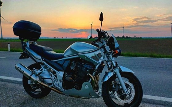 Gebrauchtmotorrad Suzuki Bandit 650 - Bild 1 Gebrauchtmotorrad Suzuki Bandit 650 - Bild 1