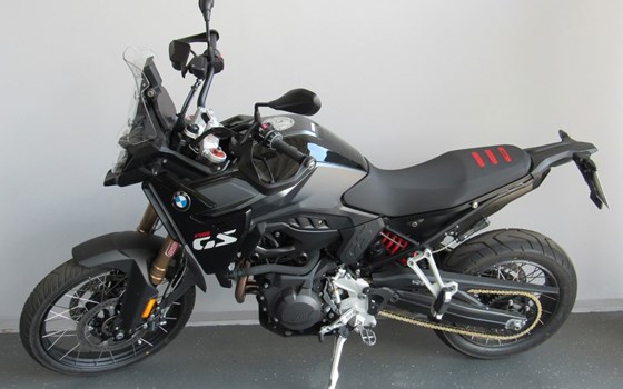 Gebrauchtmotorrad BMW F 900 GS - Bild 1