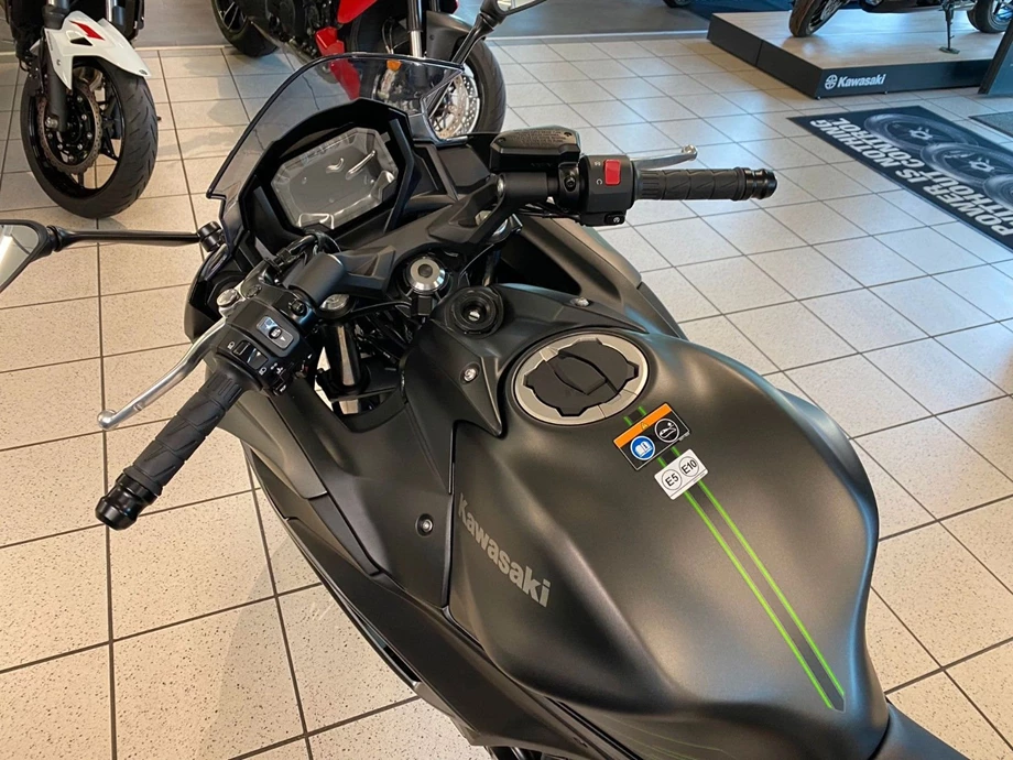 Angebot Kawasaki Ninja 650 Bild 3: Angebot Kawasaki Ninja 650