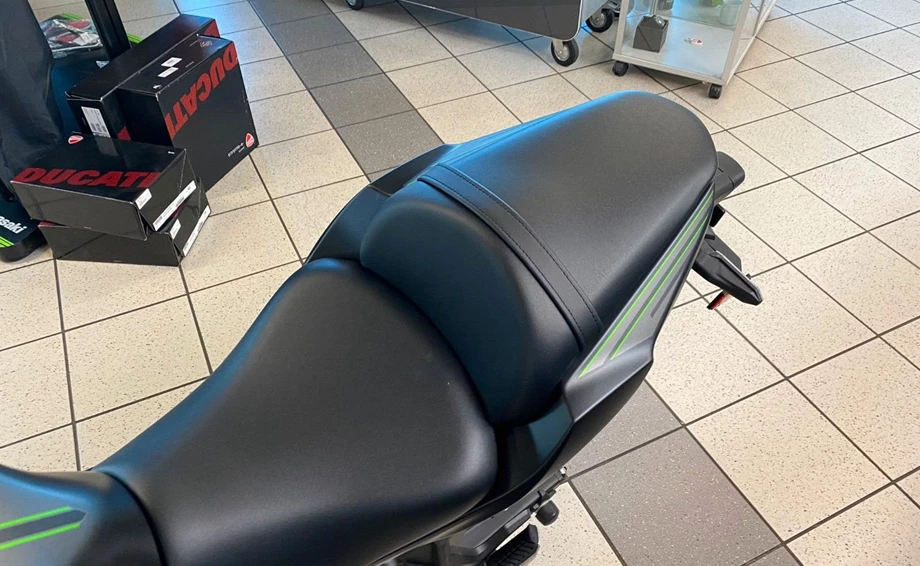 Angebot Kawasaki Ninja 650 Bild 4: Angebot Kawasaki Ninja 650