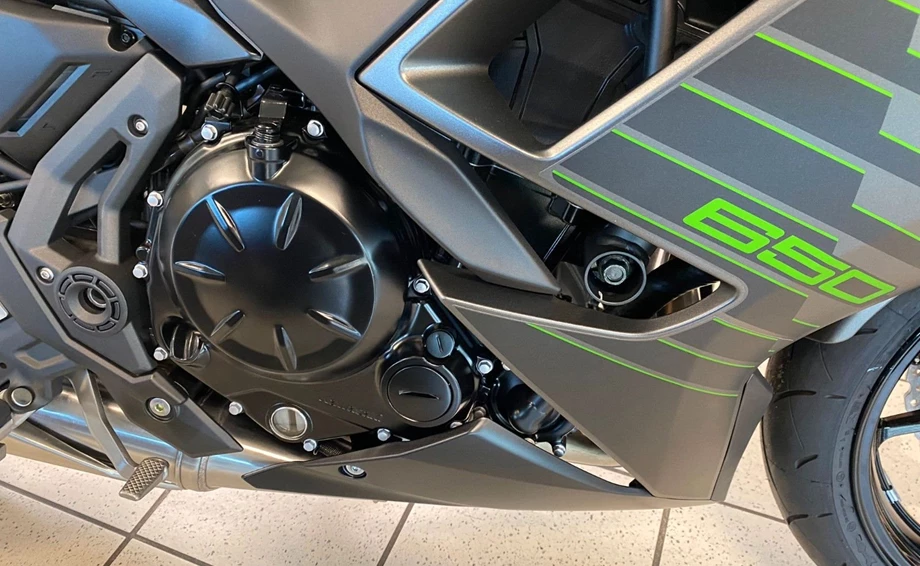 Angebot Kawasaki Ninja 650 Bild 8: Angebot Kawasaki Ninja 650