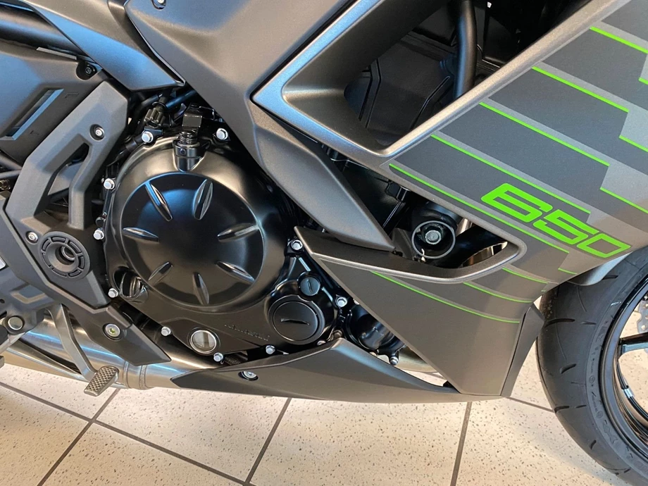 Angebot Kawasaki Ninja 650 Bild 8: Angebot Kawasaki Ninja 650