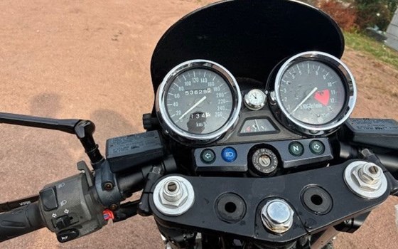 Gebrauchtmotorrad Kawasaki ZRX 1100 - Bild 9