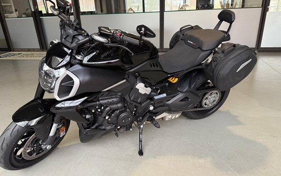 Gebrauchtmotorrad Ducati Diavel V4 - Bild 4