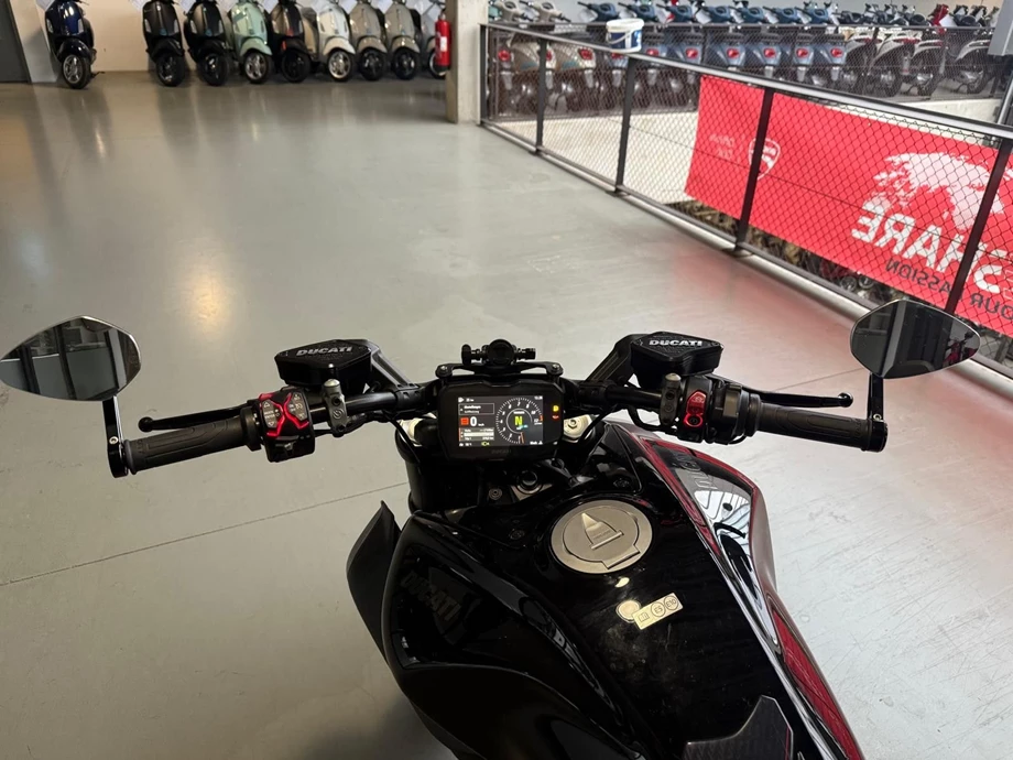 Angebot Ducati Diavel V4 Bild 7: Angebot Ducati Diavel V4