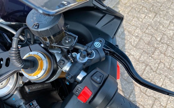 Gebrauchtmotorrad Aprilia RSV4 1100 Factory - Bild 15