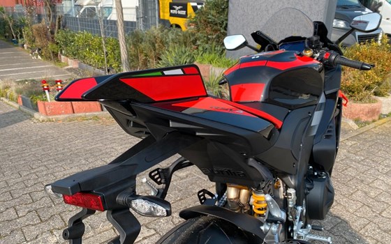Gebrauchtmotorrad Aprilia RSV4 1100 Factory - Bild 5