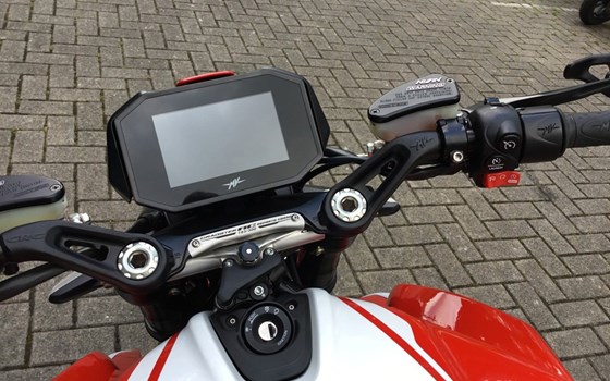 Gebrauchtmotorrad MV Agusta Dragster 800 RC SCS - Bild 13