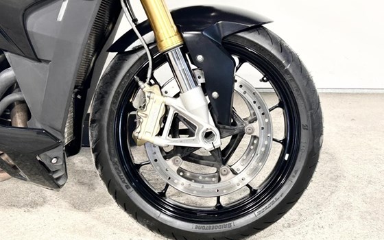 Gebrauchtmotorrad BMW S 1000 R - Bild 14