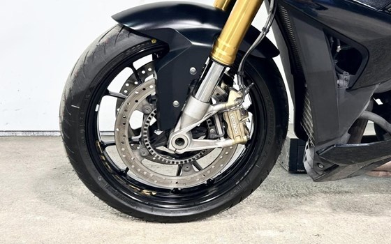 Gebrauchtmotorrad BMW S 1000 R - Bild 4