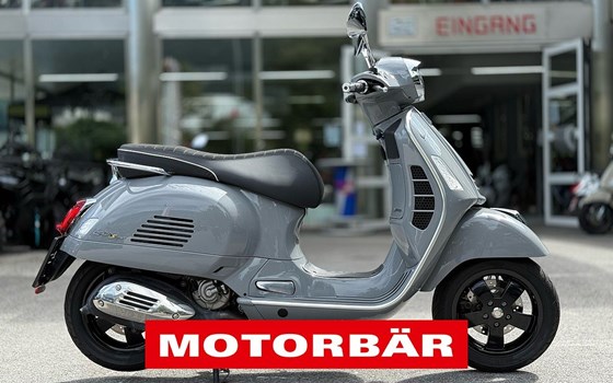 Gebrauchtmotorrad Vespa GTS 300 hpe Super Tech - Bild 2 Gebrauchtmotorrad Vespa GTS 300 hpe Super Tech - Bild 2