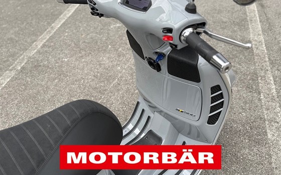 Gebrauchtmotorrad Vespa GTS 300 hpe Super Tech - Bild 4