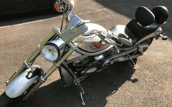 Gebrauchtmotorrad Harley-Davidson V-Rod VRSCA - Bild 2