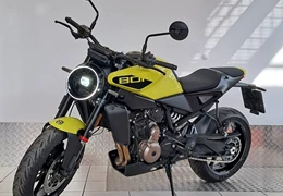Gebrauchte Husqvarna Vitpilen 801 Gebrauchte Husqvarna Vitpilen 801