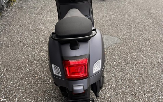Neufahrzeug Vespa GTV 310 - Bild 3