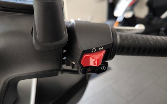 Gebrauchtmotorrad Kymco New Downtown 350i ABS - Bild 10