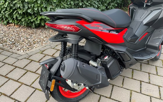 Neufahrzeug Aprilia SR GT Sport 125 - Bild 3
