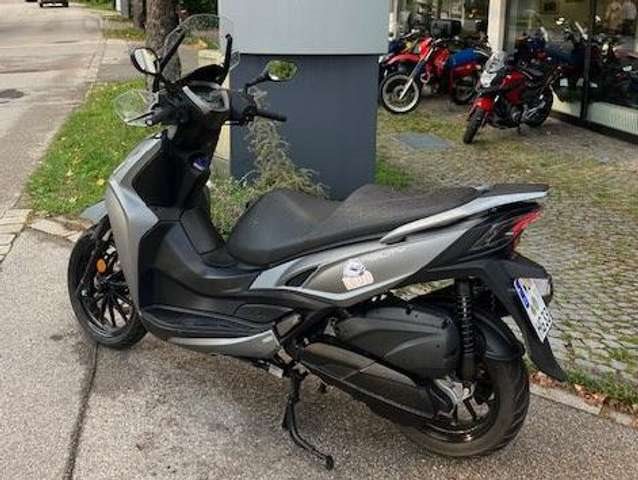 Kymco Agility Maxi 300