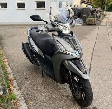 Gebrauchtmotorrad Kymco Agility Maxi 300 - Bild 3
