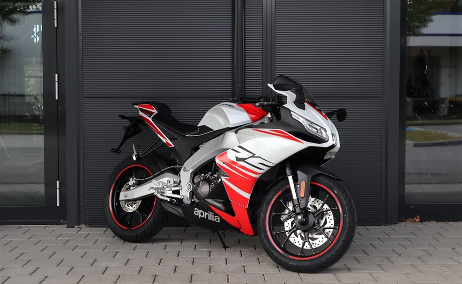 Angebot Aprilia RS 125 Bild 3: Angebot Aprilia RS 125