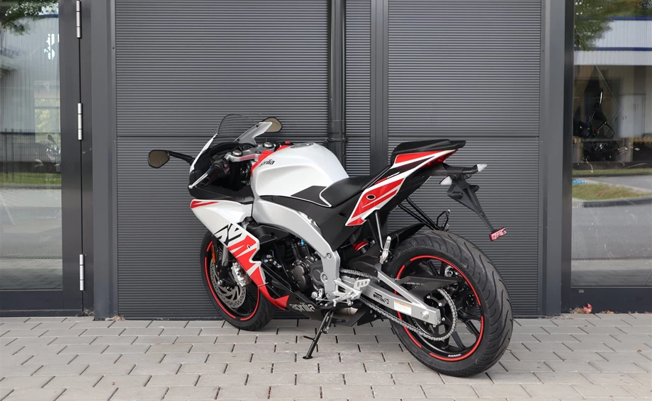 Angebot Aprilia RS 125 Bild 6: Angebot Aprilia RS 125