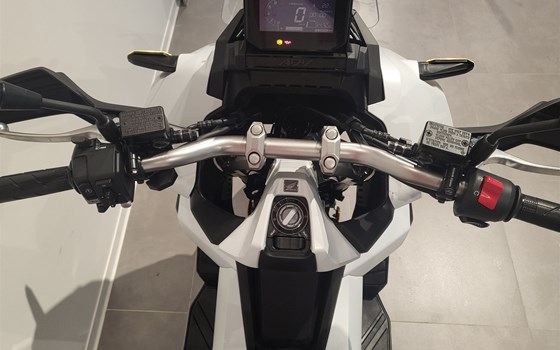 Gebrauchtmotorrad Honda ADV350 - Bild 11