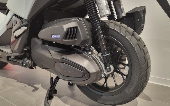 Gebrauchtmotorrad Honda ADV350 - Bild 17