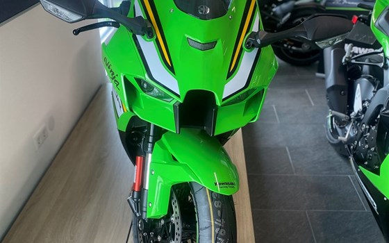 Gebrauchtmotorrad Kawasaki Ninja ZX-10R - Bild 4