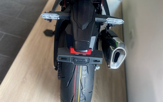 Gebrauchtmotorrad Kawasaki Ninja ZX-10R - Bild 6