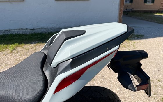 Gebrauchtmotorrad Kawasaki Z 400 - Bild 6 Gebrauchtmotorrad Kawasaki Z 400 - Bild 6